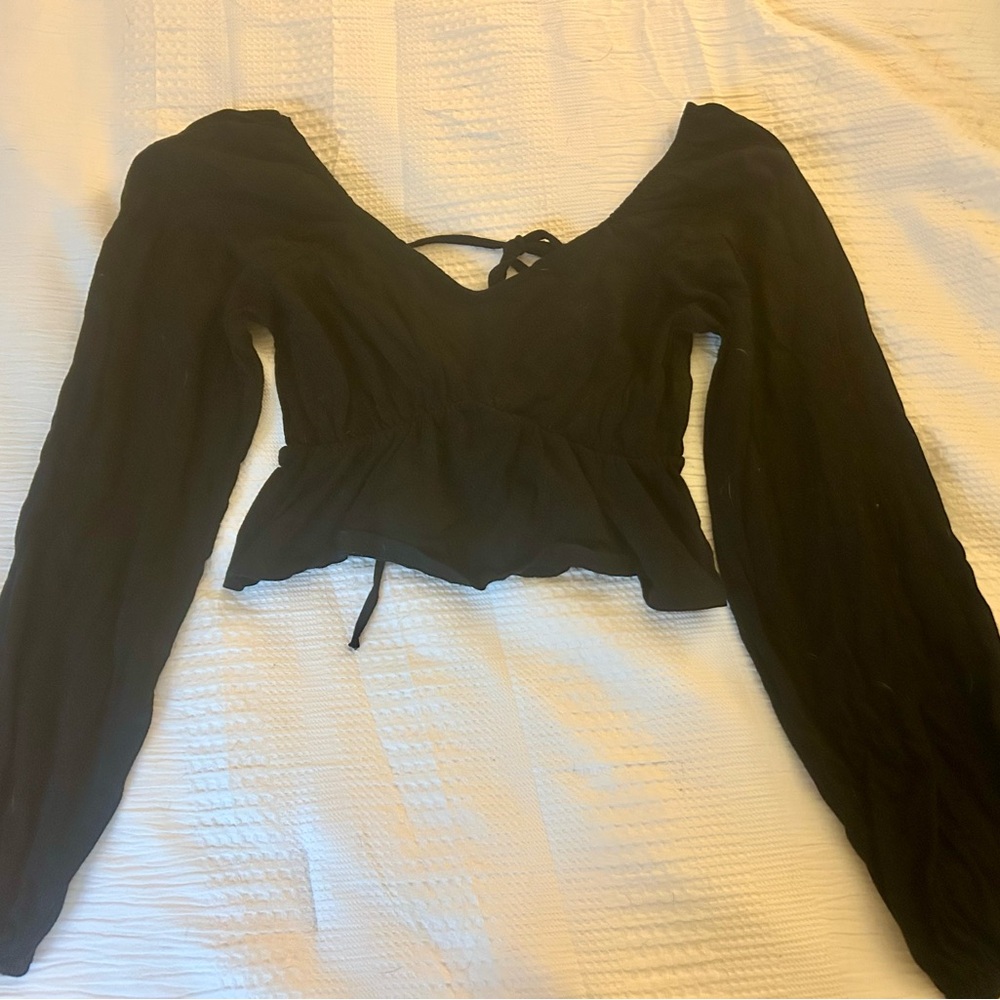 Cute Crop Black Long Sleeve Women's Top